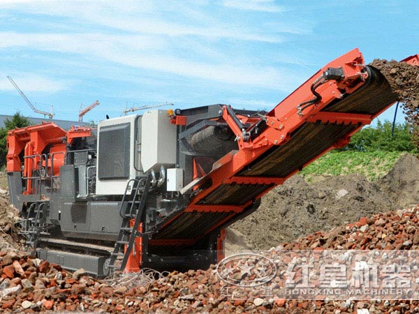 紅星機(jī)器建筑垃圾移動(dòng)破碎機(jī)的圖片
