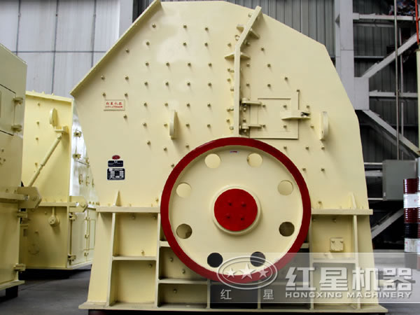 重錘式破碎機圖片